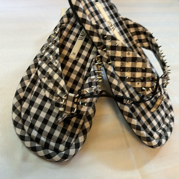 Good sandals for summer - Picture 3 of 4